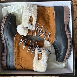 J.Crew BRAND NEW Winter Boots (Size 9)